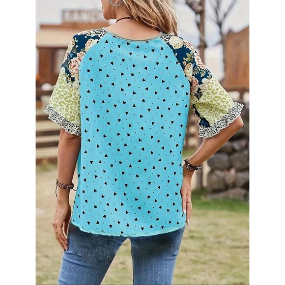 NEW Chic Flounce Sleeve Blouse Leopard & Heart Print Crew Neck Top Size L Blue - Picture 7 of 10